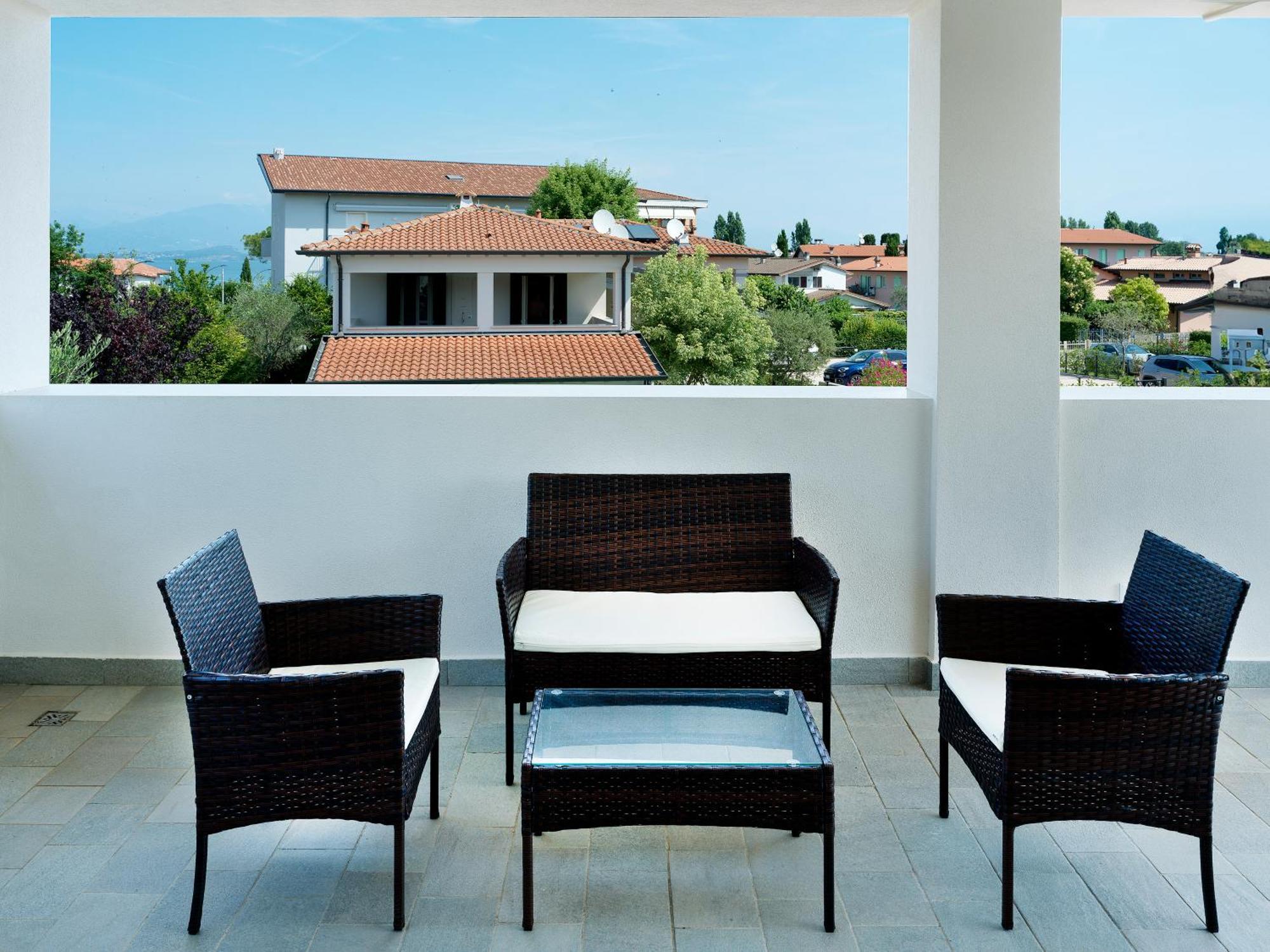 Residence Fiore Rosso Sirmione Room photo